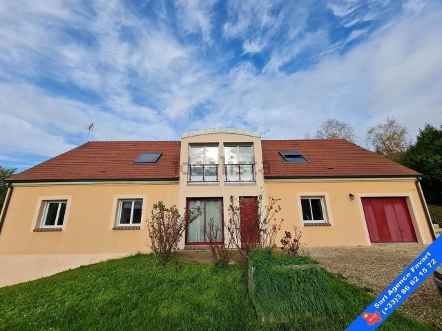 Maison, Joigny