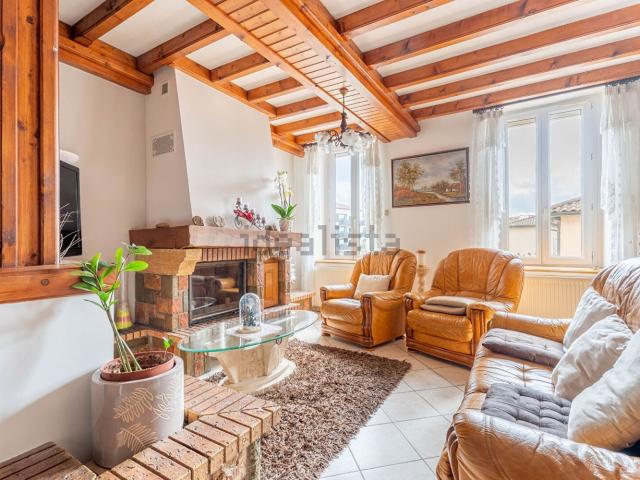 Maison, Jassans Riottier