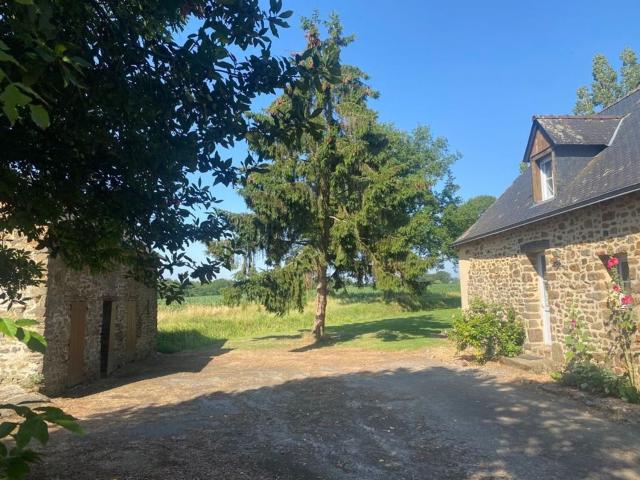 Maison, Juvigné