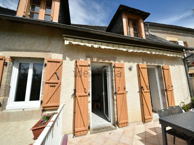 Maison, Juillac