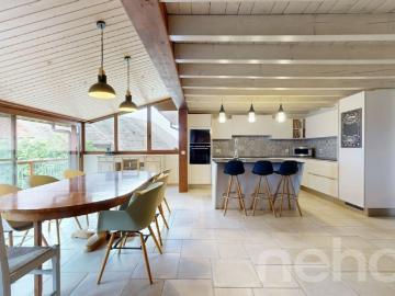 Maison jumelle rénovée à Penthéréaz !