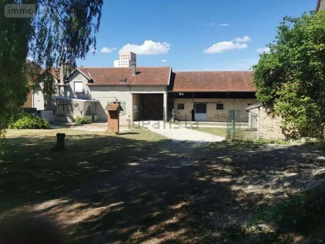 Maison, Juniville