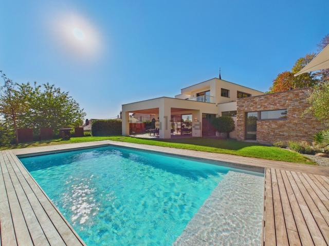Maison, Jussy