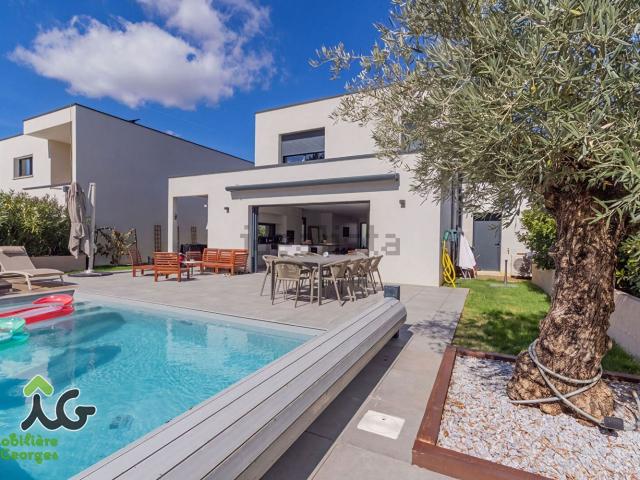 Maison, Jussy