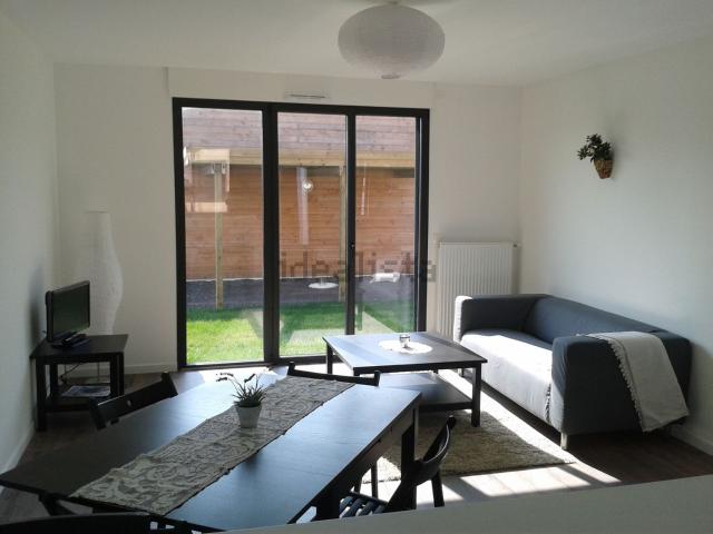 Maison, Omissy