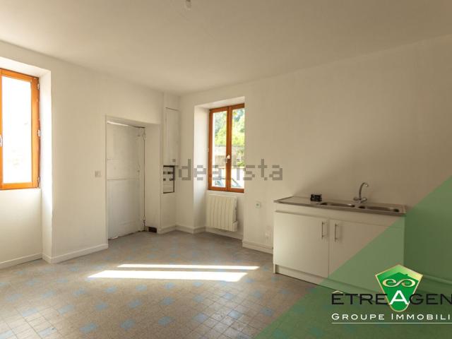 Maison, Oinville sur Montcient