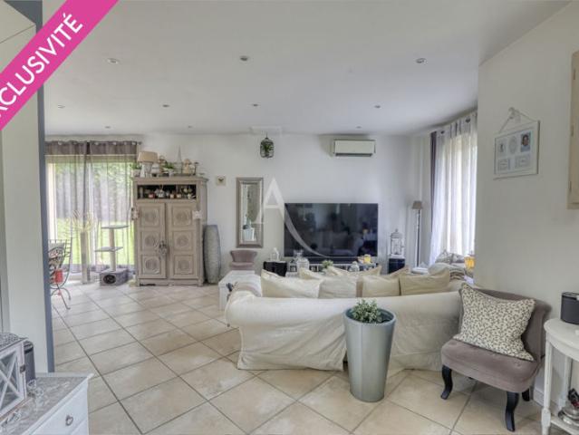 Maison Oinville Sur Montcient 127 m², 4 chambres