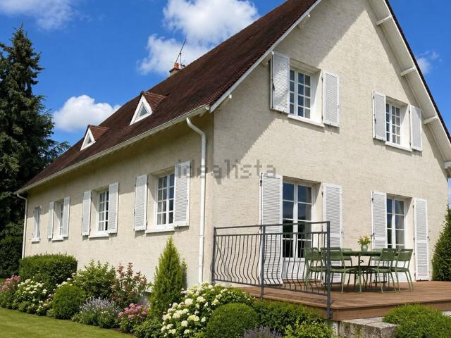 Maison, Olivet