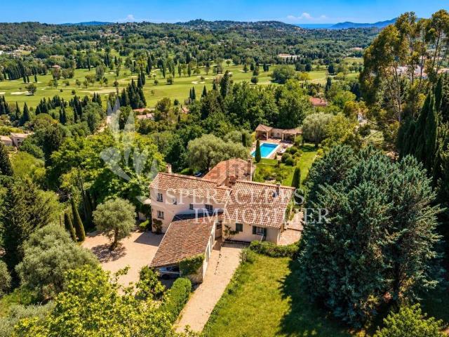 Maison, Opio