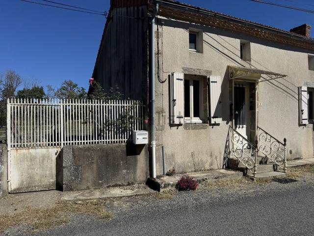 Maison, Oradour Saint Genest