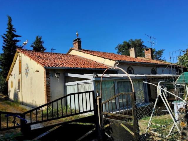 Maison, Oradour Saint Genest