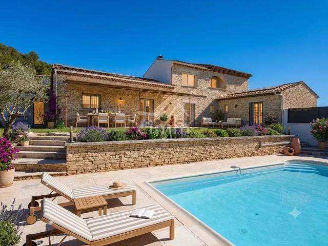 Maison, Oraison