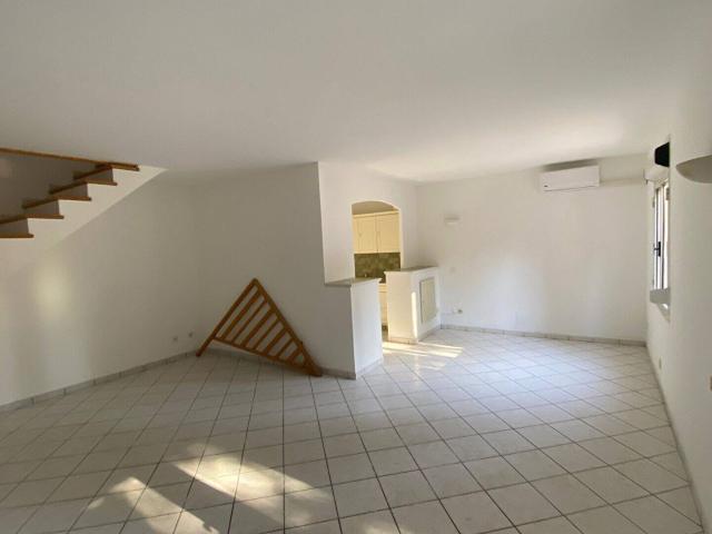 Maison Orange 3 pièce s 70 m2