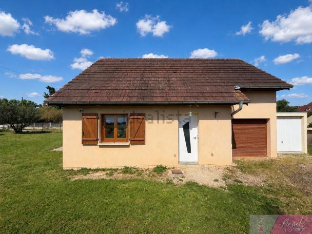 Maison, Orchamps