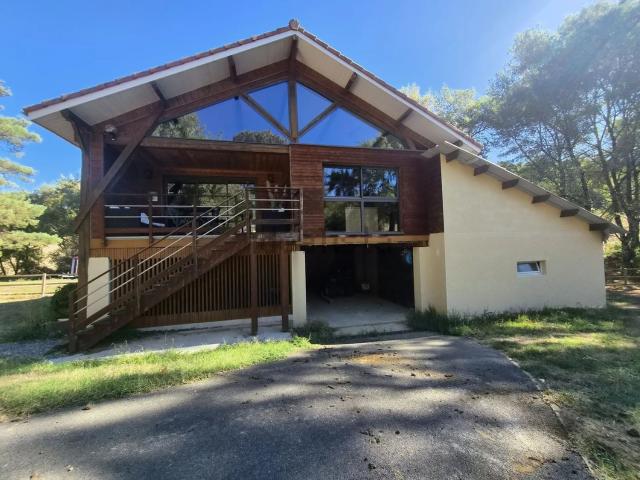 Maison, Ordan Larroque