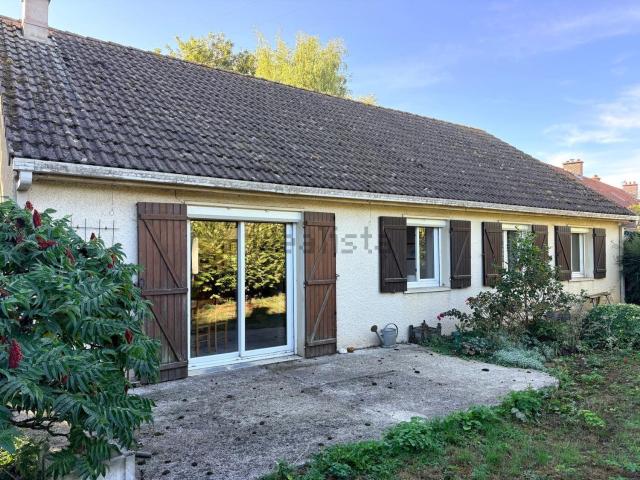 Maison, Oresmaux