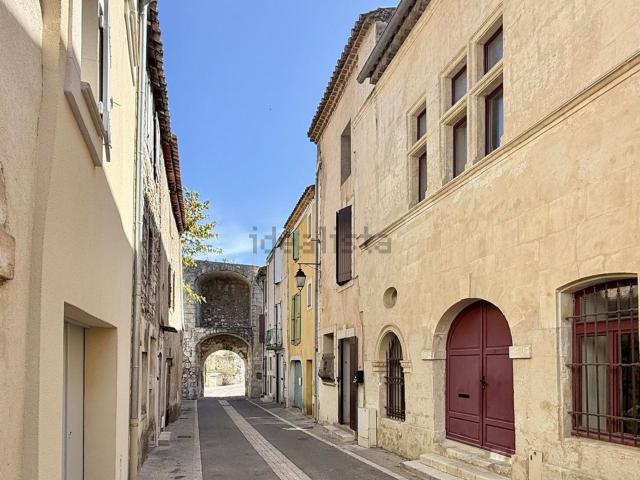 Maison, Orgon