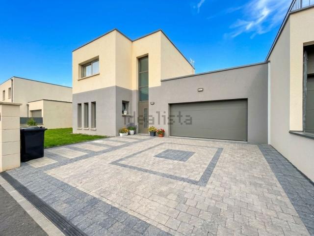 Maison, Ormes