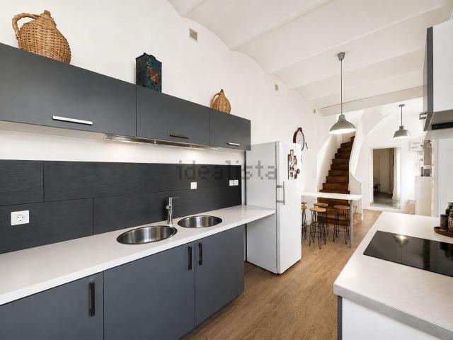 Maison, Ornaisons