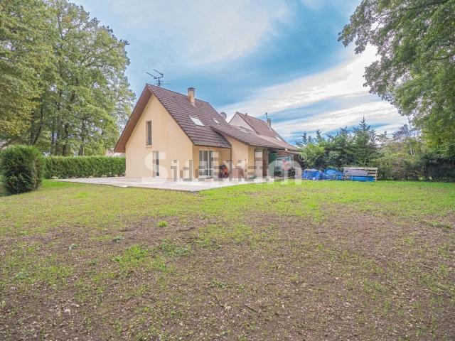 Maison, Ornex