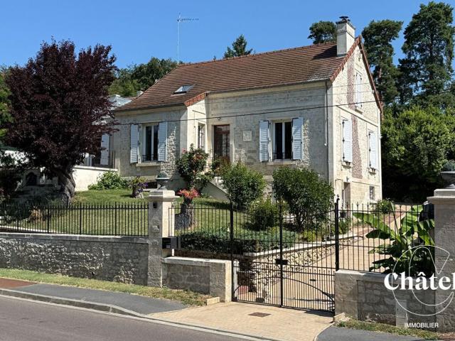 Maison, Orrouy