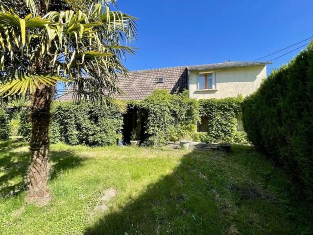 Maison, Orsennes