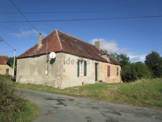 Maison, Orsennes
