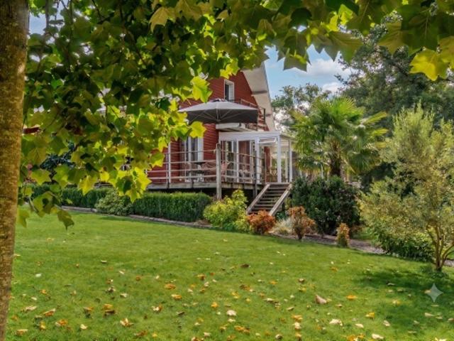 Maison ossature bois d'exception dans son écrin naturel