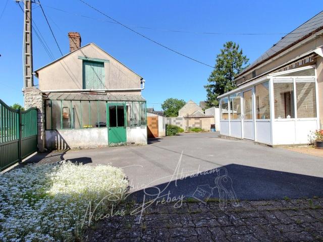 Maison, Outarville