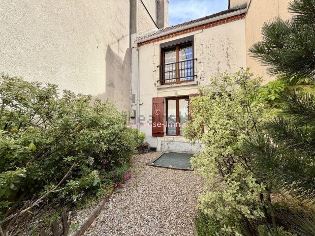 Maison, Ouzouer sur Trézée