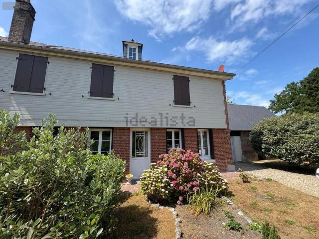 Maison, Oust Marest