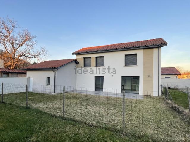 Maison, Oytier Saint Oblas