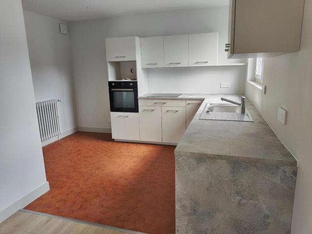 Maison Oyonnax 4 pièce s 101.0 m2