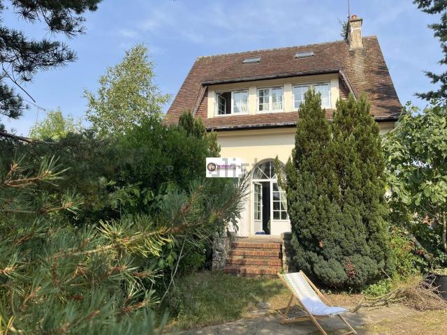 Maison, L&apos Aigle
