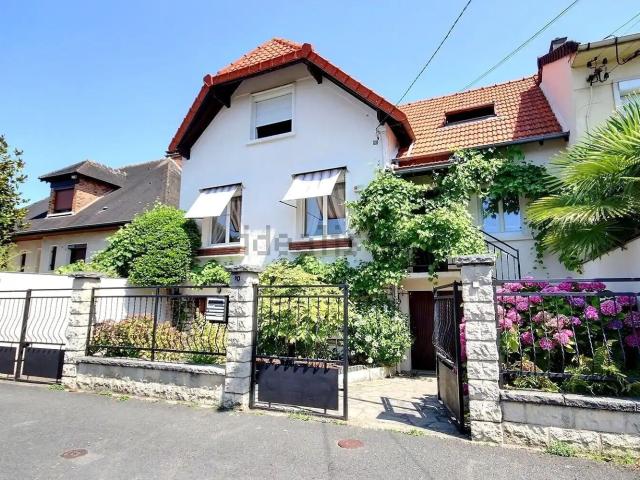 Maison, L&apos Haÿ les Roses