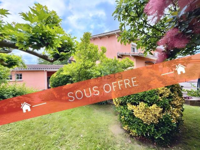Maison, L&apos Honor de Cos
