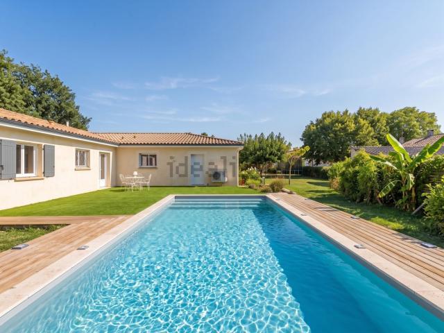 Maison, L&apos Honor de Cos