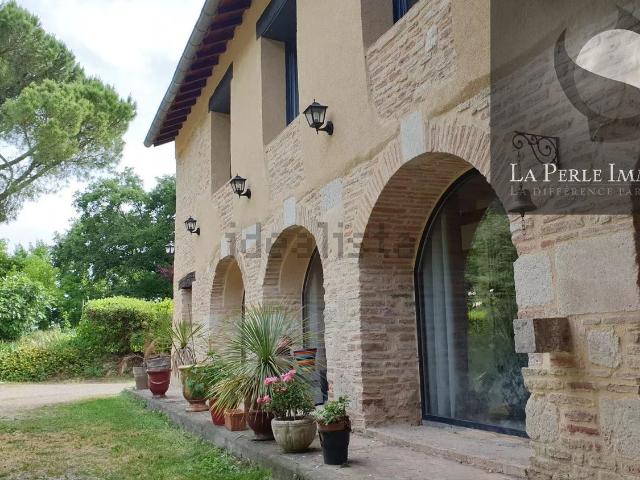Maison, L&apos Honor de Cos