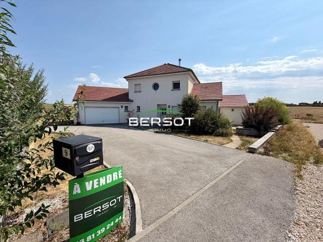 Maison, L&apos Hôpital du Grosbois