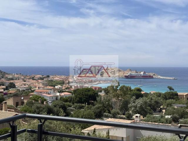 Maison, L&apos Île Rousse