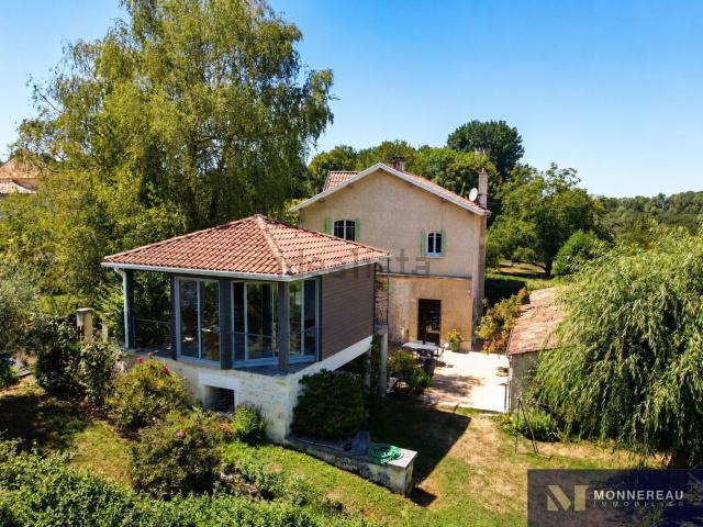 Maison, L&apos Isle d&apos Espagnac