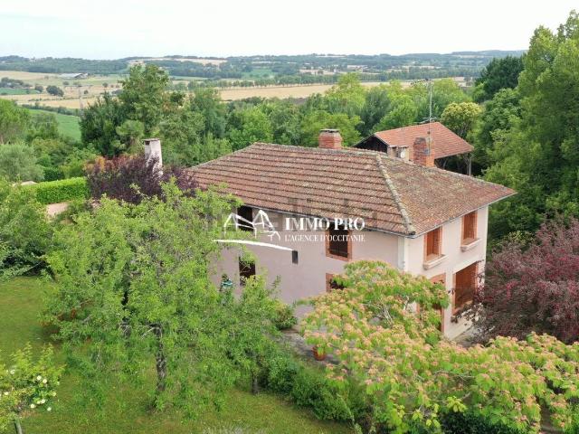 Maison, L&apos Isle en Dodon