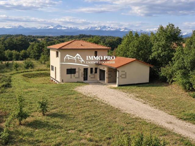 Maison, L&apos Isle en Dodon