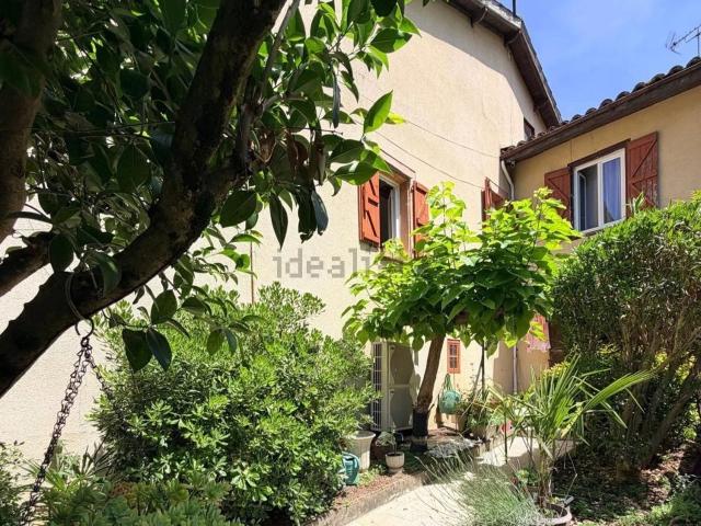Maison, L&apos Isle en Dodon
