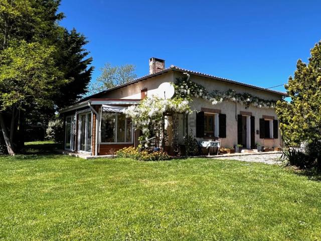 Maison, L&apos Isle en Dodon