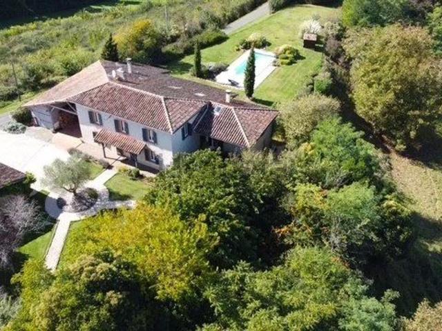 Maison, L&apos Isle en Dodon