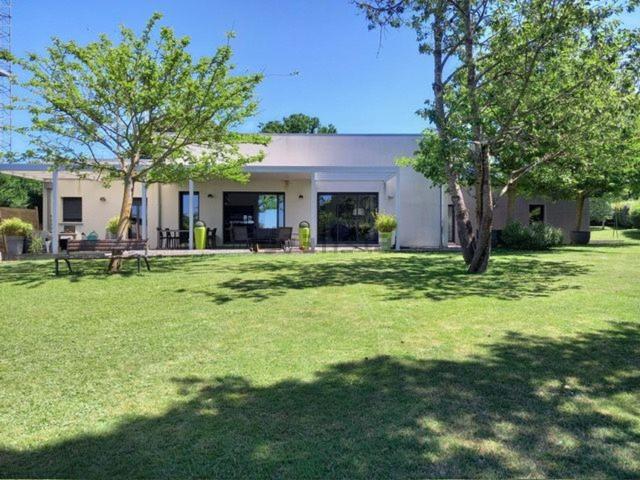 Maison, L&apos Isle Jourdain