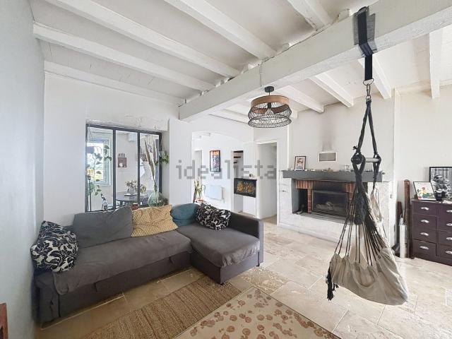 Maison, L&apos Isle Jourdain