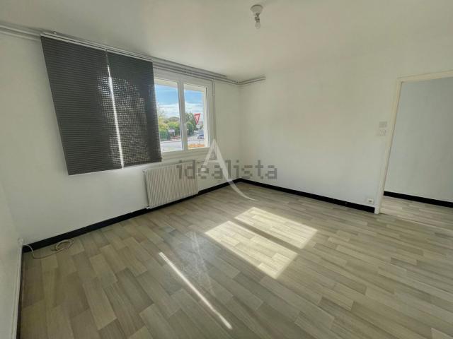 Maison, L&apos Isle Jourdain