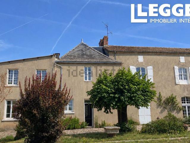 Maison, L&apos Isle Jourdain